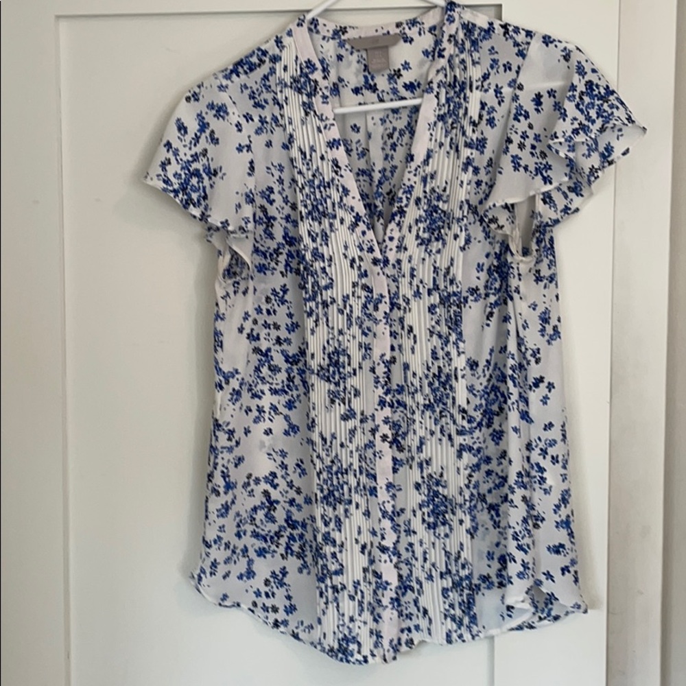 Short sleeved blouse